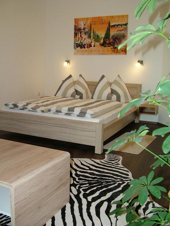 Kőszeg Korzo Apartman חדר תמונה